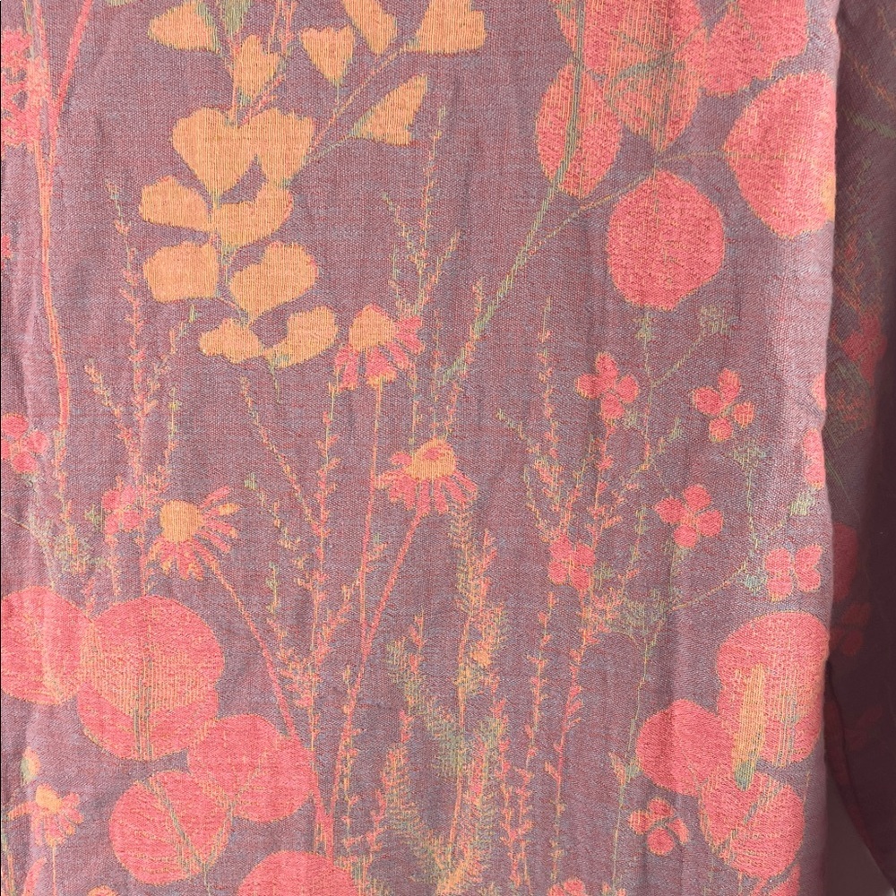 Floral Wrap-Style Wide Sleeve Top in Coral Pink Size L - Picture 12 of 12
